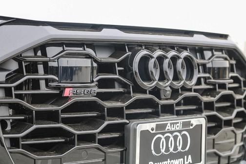 2024 Audi RS Q8 4.0T quattro