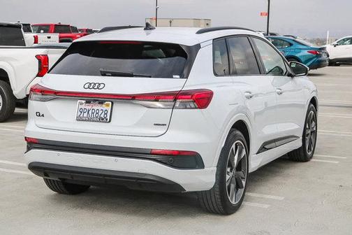 2024 Audi Q4 e-tron 55 quattro Premium