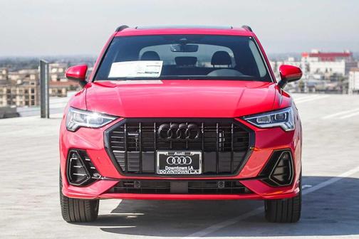 2025 Audi Q3 45 S line Premium