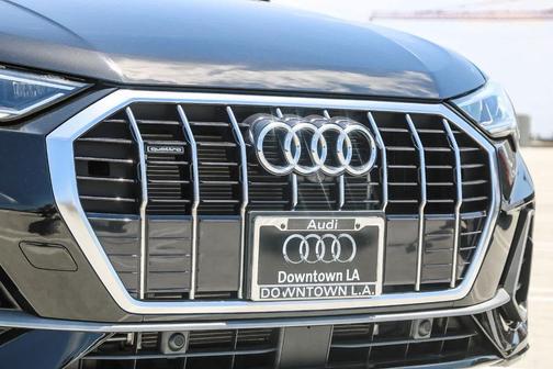 2022 Audi Q3 45 S line Premium Plus