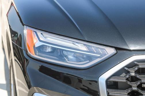 2025 Audi Q5 55 S line quattro Premium