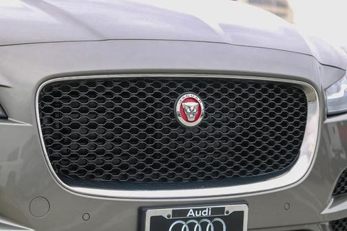 2018 Jaguar F-PACE 20d Prestige