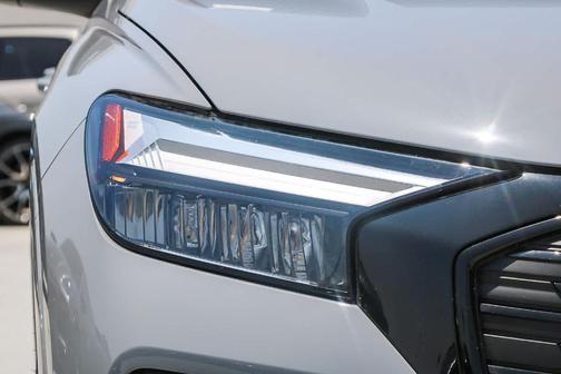 2025 Audi Q4 e-tron 55 quattro Premium