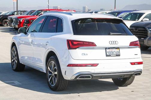 2022 Audi Q5 45 S line Premium Plus