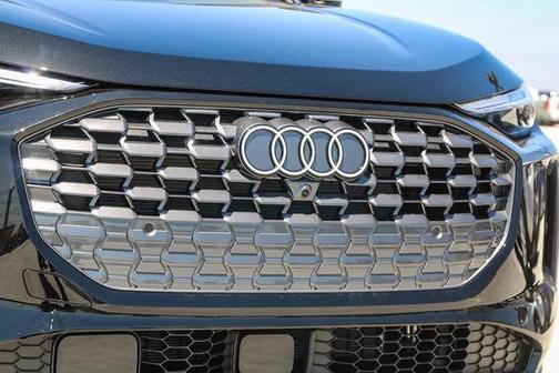 2025 Audi Q5 2.0T quattro Premium