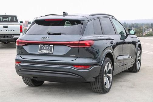 2025 Audi Q6 e-tron Premium