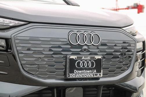2025 Audi Q6 e-tron Premium