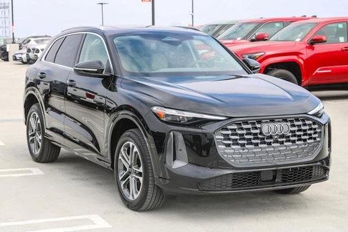 2025 Audi Q5 2.0T quattro Premium