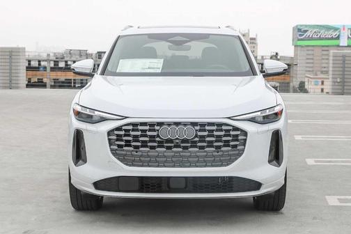 2025 Audi Q5 2.0T quattro Premium