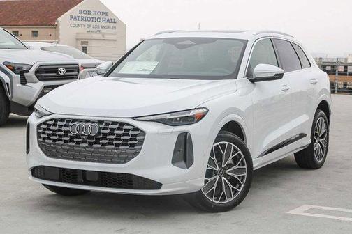2025 Audi Q5 2.0T quattro Premium