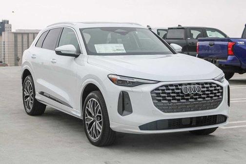 2025 Audi Q5 2.0T quattro Premium
