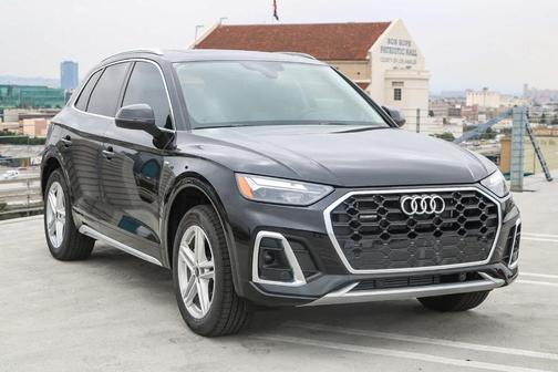 2025 Audi Q5 55 S line quattro Premium