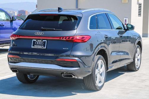 2025 Audi Q5 2.0T quattro Premium