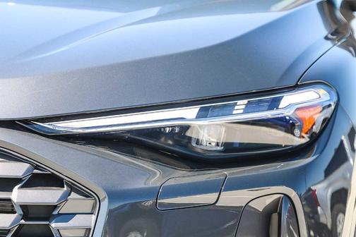 2025 Audi Q5 2.0T quattro Premium