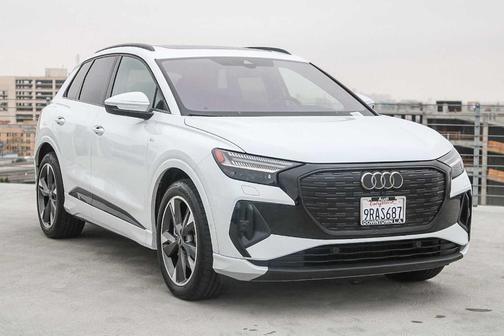 2024 Audi Q4 e-tron 55 quattro Premium
