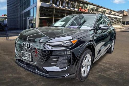 2025 Audi Q6 e-tron Premium
