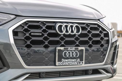 2022 Audi Q5 45 S line quattro Premium