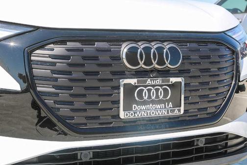 2025 Audi Q4 e-tron 55 quattro Premium