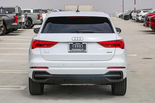 2024 Audi Q3 45 S line Premium