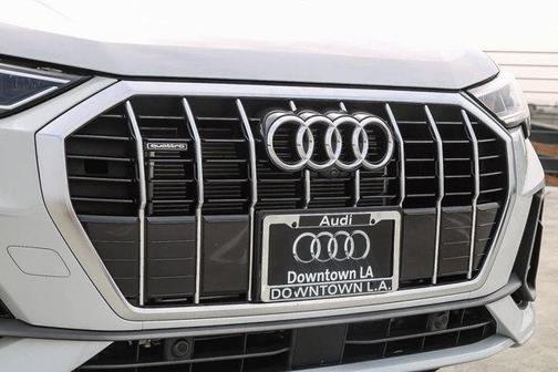 2024 Audi Q3 45 S line Premium