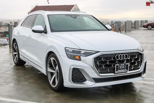 2025 Audi SQ8 4.0T quattro Premium Plus