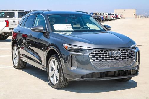 2025 Audi Q5 2.0T quattro Premium