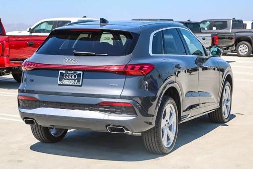2025 Audi Q5 2.0T quattro Premium
