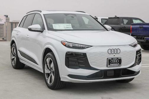 2025 Audi Q6 e-tron Premium