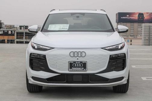 2025 Audi Q6 e-tron Premium