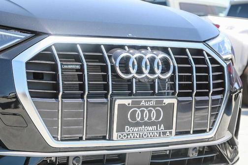 2025 Audi Q3 45 S line Premium