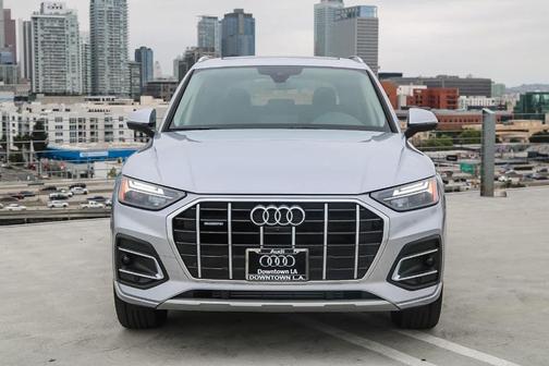 2022 Audi Q5 40 Premium Plus
