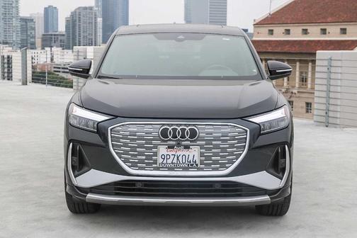 2024 Audi Q4 e-tron 55 quattro Premium