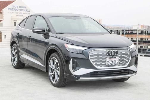 2024 Audi Q4 e-tron 55 quattro Premium