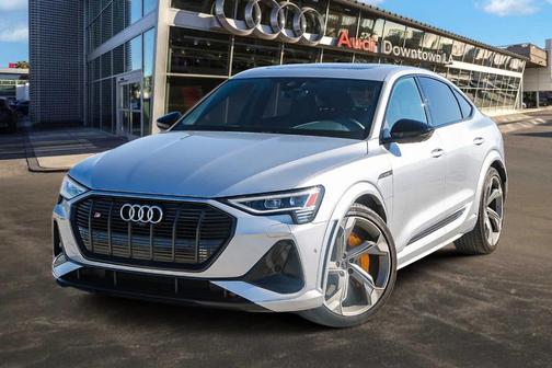 2023 Audi e-tron S Premium Plus