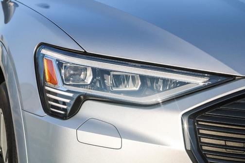 2022 Audi e-tron Premium