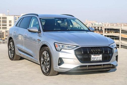 2022 Audi e-tron Premium