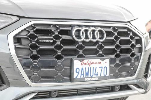 2022 Audi Q5 45 S line quattro Premium