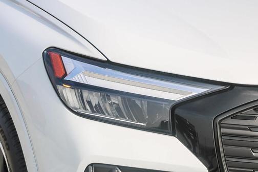 2025 Audi Q4 e-tron 55 quattro Premium