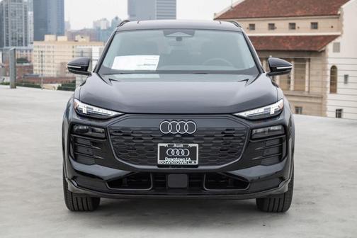 2025 Audi Q6 e-tron Premium