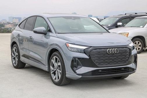 2025 Audi Q4 e-tron 55 quattro Premium