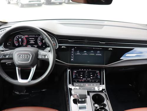 2023 Audi Q8 Premium