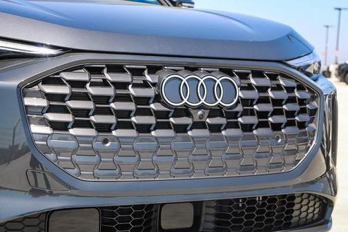 2025 Audi Q5 2.0T quattro Premium
