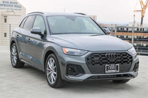 2025 Audi Q5 55 S line quattro Premium