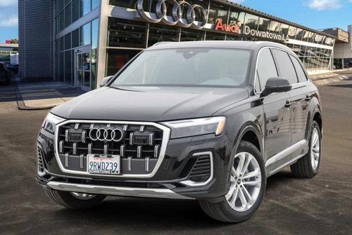 2025 Audi Q7 55 Premium Plus