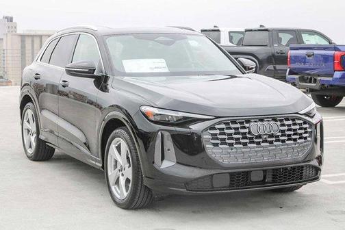 2025 Audi Q5 2.0T quattro Premium