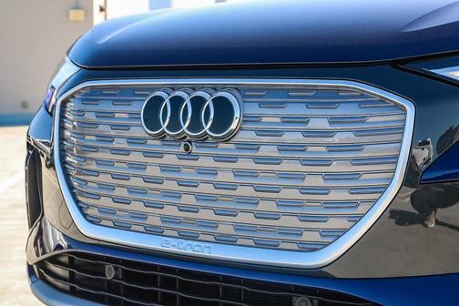 2023 Audi Q4 e-tron 40 Premium Plus