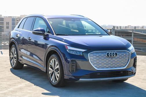 2023 Audi Q4 e-tron 40 Premium Plus