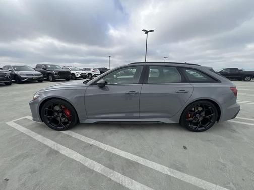 2025 Audi RS 6 Avant 4.0T quattro performance