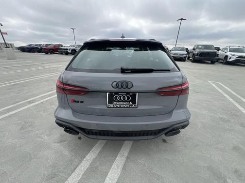 2025 Audi RS 6 Avant 4.0T quattro performance