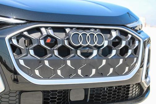 2025 Audi SQ5 3.0T quattro Premium
